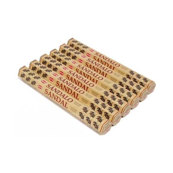 オリエンタルなサンダルウッド（白檀）の香りのお香です。HEM（ヘム）はインドのムンバイに本社を構える、日本でもシェアＮｏ.1を誇るお香のトップブランドです。※送料無料商品以外の他の商品と一緒にご注文頂いた場合は所定の送料が発生する場合がござ...