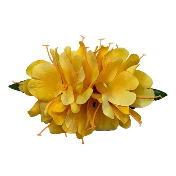 素材 ■造花（化繊）  サイズ ■約W14cm  商品について ■入荷時期で色が変わったりもします。御了承下さい。■花の部分を引っ張りますとクリップから抜けてしまう事がございますので付け外しの際は本体部分をしっかりお持ちください。