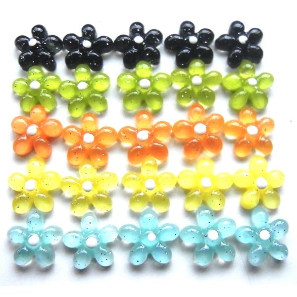 デコパーツ プラパーツフラワー　小　5枚花びら　約10ｍｍ　25個セット