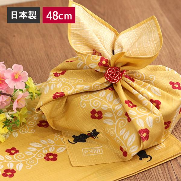 大正ロマンを象徴する画家、竹久夢二さんの作品は、大胆な柄いきと独特の色合いが特徴です。日々の暮らしのなかにあるモチーフを使い、懐かしさのなかに新しさがある柄が時代を超えて好まれています。海外の方へのお土産や贈り物にもおすすめの和のデザイン。...