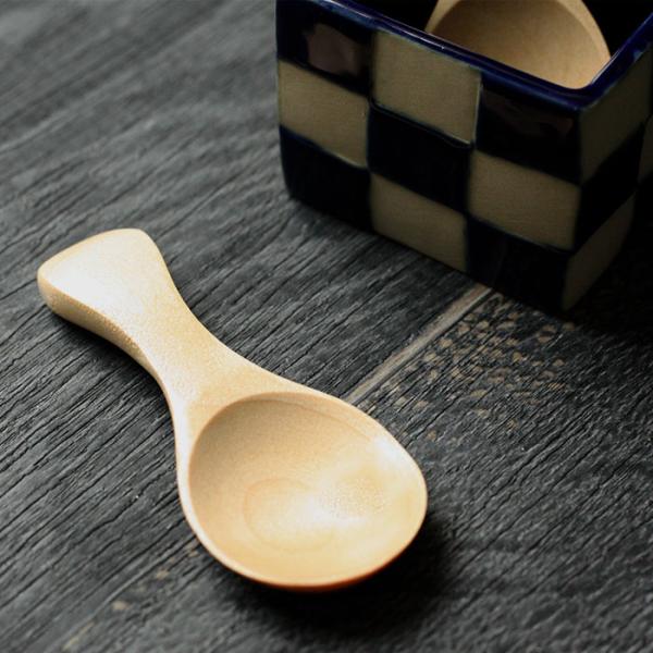 キャニスターにも入るサイズで調味料スプーンとしても茶匙としても使えて便利！サイズ（約）：8cm材質：木製 ウレタン塗装【外国製】【食洗機不可・電子レンジ不可】※当店の商品は、実物と写真で質感が異なる場合がございます。※同じ商品でも木目（木製...