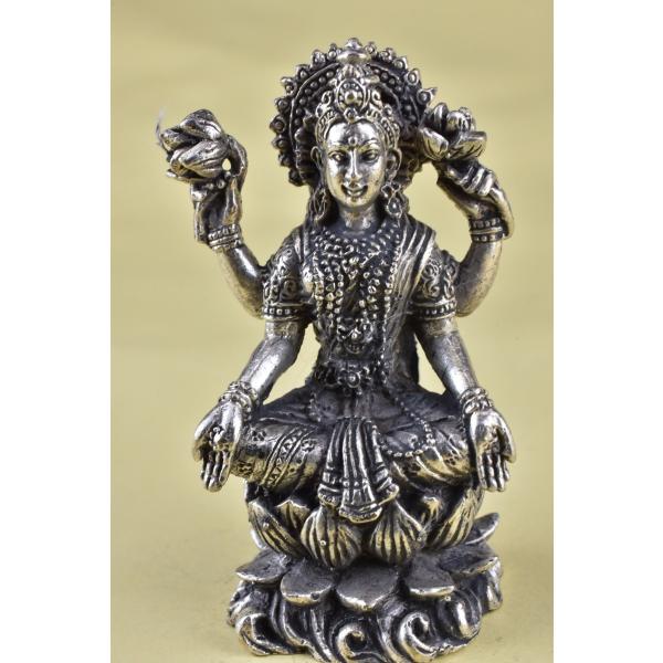 ラクシュミー（吉祥天）像　金属製　8cm 　ー インドの小さな神さま ー ラクシュミー（吉祥天）像 金属製 8cm ー インドの小さな神さま