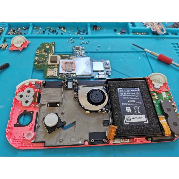 【全国送料無料】Nintendo Switch Liteのジョイスティック交換修理（アナログスティック誤動作）　ニンテンドースイッチライト