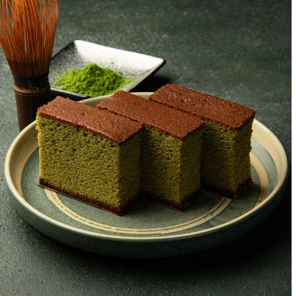 送り先1か所につき、商品の合計金額が3240円以上で送料が自動割引適用となります。5400円以上、10800円以上でさらに割引に。（割引額はお届け場所により異なります）森長の抹茶カステラには、京都産の宇治抹茶を使用しておりますので、コクと豊...