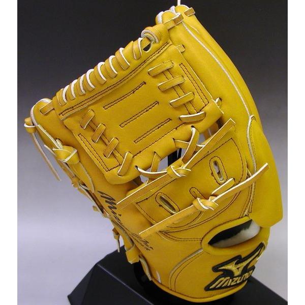 MIZUNO BuwLeague Professional 渡辺俊介モデル MIZUNO BuwLeague Professional 渡辺俊介モデル MIZUNO