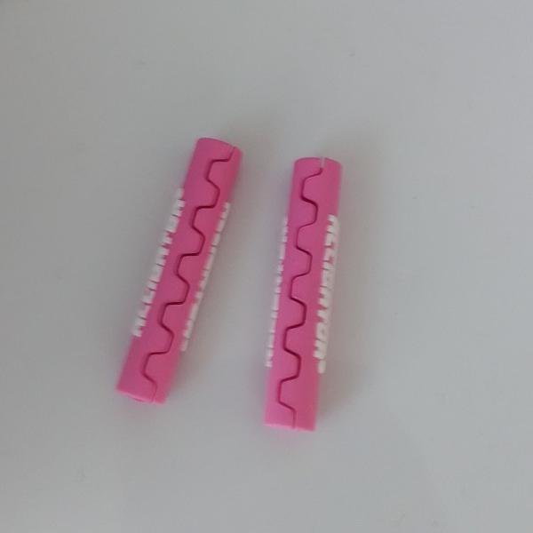 アウターケーブルとフレームの接触による傷つきを防ぐ、フレームプロテクター。 4mmと5mmの２種類ございます。