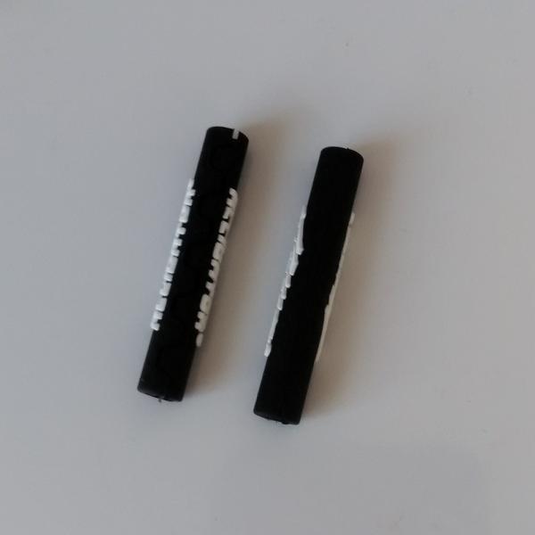 アウターケーブルとフレームの接触による傷つきを防ぐ、フレームプロテクター。 4mmと5mmの２種類ございます。