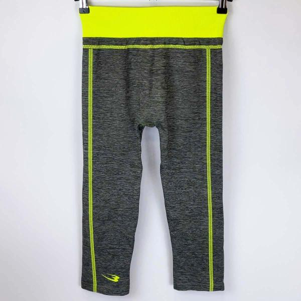 [ブランド] ボディメーカー[タイプ] パンツ トレーニング ヨガ フィットネス スポーツウェア[対象] レディース[総丈] 約70cm[ウエスト] 約30cm[状態] ウエスト部に多少の毛玉があり、品質表示のプリント部分に少し剥がれがみら...