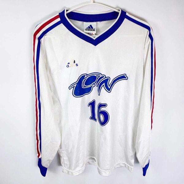 [ブランド] アディダス[タイプ] 神奈川 桐蔭学園 中学 サッカー部 ユニフォーム #16 長袖[表記サイズ] L[対象] メンズ[身幅] 約50cm[着丈] 約64cm[状態] 実使用品のため使用感があり、プリントに剥がれやひび割れがみ...