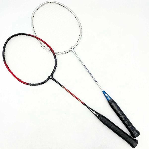 [タイプ] SPALDING PRO FESSIONAL 5000 Vinex PRO 716 バドミントンラケット[状態] 片方のラケットのガットが切れておりいます。2点ともひび割れなどのダメージはありませんが、ある程度のキズや汚れ・塗装...