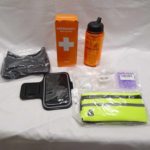 [タイプ] ランニング アクセサリー ウエストポーチ ショルダーポーチ スマホアームバンド ボトル 他 セット まとめ[状態] 未使用品です。