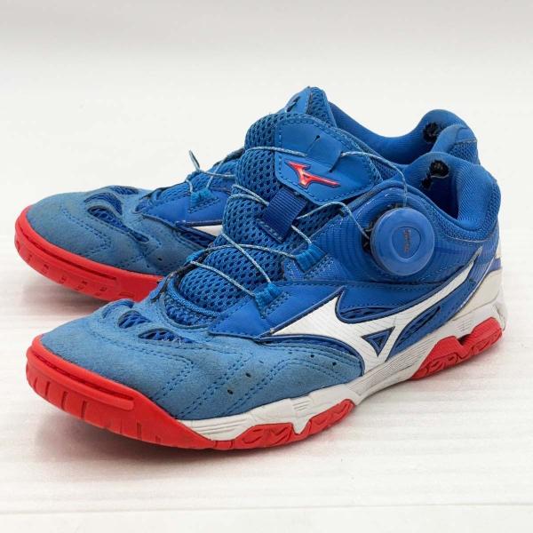 [ブランド] ミズノ[タイプ] 卓球シューズ ウェーブメダル SP4[表記サイズ] 23.5cm[対象] レディース[型番] 81GA211222[カラー] ブルー×ホワイト[状態] 使用感があり、履き口などに破れや汚れがみられます。