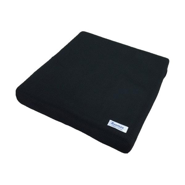 ★商品合計金額3000円(税込)以上送料無料★おすすめの座り心地。通気性、耐久性に優れ、丸洗いＯＫ。●介援隊コード／Ｗ１９９３●サイズ／幅４０×奥行４０×厚さ５ｃｍ●重さ／８５０ｇ●材質／中材：天然ラテックス、アウターカバー：ポリエステル１...