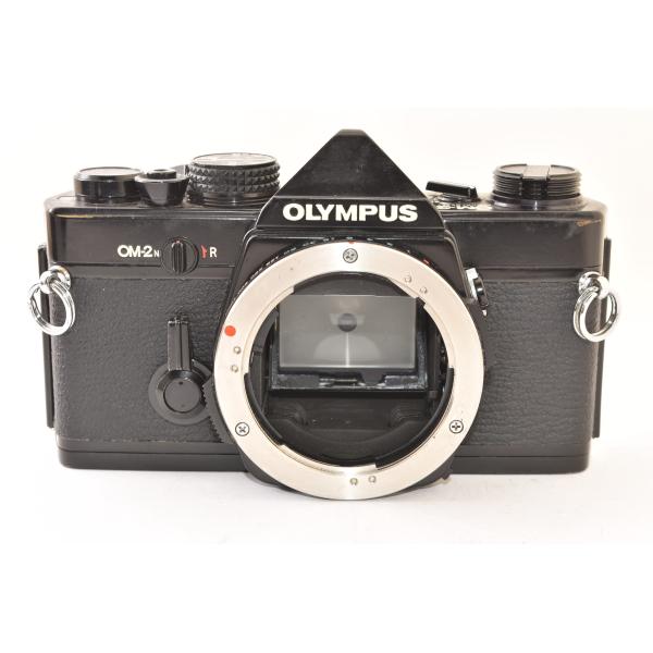 ※ジャンク扱いの為、ノークレーム、ノーリターンにてお願い致します。部品取り、研究用に如何でしょうか。【外観】通常使用によるスレ、キズが少々見受けられます。アタリへこみなどの大きなダメージはありません。フィルム室はモルトの劣化が見受けられます...