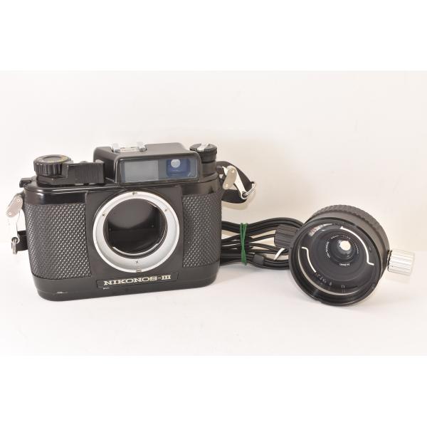 ※現状渡し、ノークレーム、ノーリターンにてお願い致します。Nikon UW-NIKKOR 28mm F3.5 レンズ付き！【外観】通常使用によるスレ、キズが多数見受けられます。アタリへこみなどの大きなダメージはありません。フィルム室はキレイ...