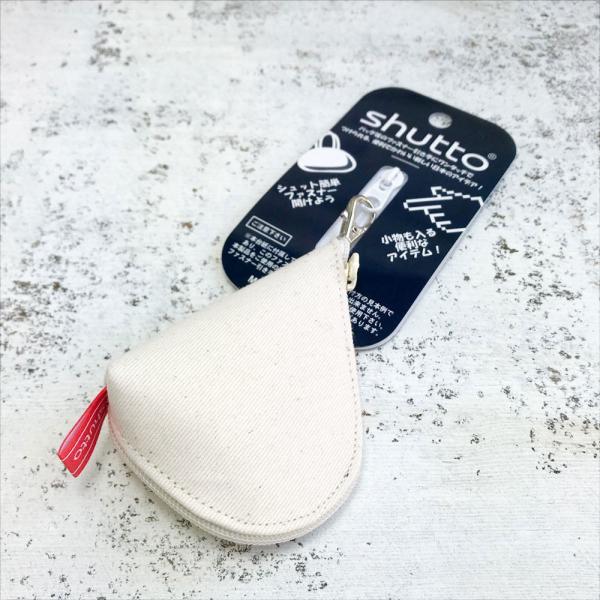shutto ×do Art コラボアイテム無地の生地で出来たshuttoなので布に描ける絵具でペイントすれば自分だけのオリジナルshuttoが出来ます。shutto はバッグ等のファスナーにワンタッチでつけられる便利でかわいい小さな手のひ...