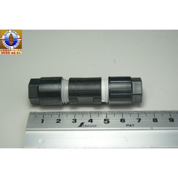 断線した振動子ケーブルをハンダ付け無しで防水接続する修理用コネクターです。 直径4〜8ミリの４芯ケーブルを簡単に防水接合することができます。 切れたケーブルの先端の厚いゴム被膜を数センチ剥いて中から水深・水温・ドレインケーブルを被膜のまま露...