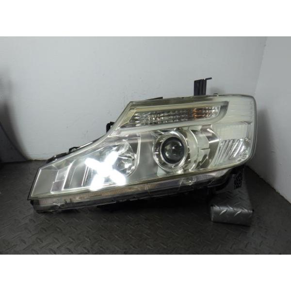 ステップワゴンスパーダ DBA-RK5 左ライト/左ヘッドライト R20A NH812P