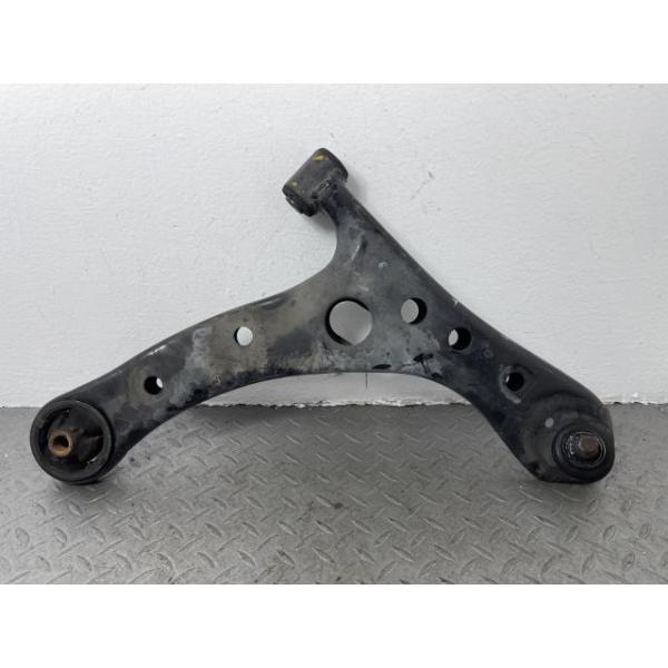 かずさん専用　ヴォクシー80 ロアアーム かずさん専用 ヴォクシー80 ロアアーム