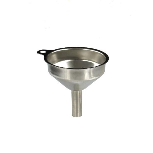 ○じょうごです。スパイスやハーブ、調味料などの詰め替えにとても便利です。そそぎ口が細いので、口の小さな容器にも移し替えられます。※そそぎ口の外径（約）１ｃｍ穴があいているのでフックなどに掛けておくこともできます。□サイズ（約）・内径５０ｍｍ...