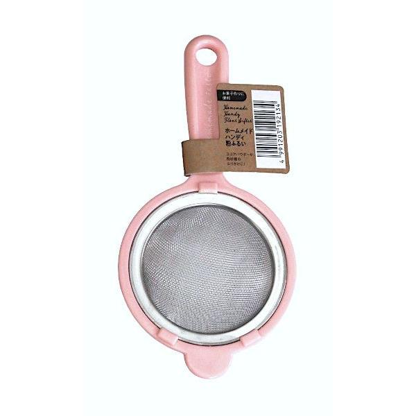 粉ふるいです。持ち手がついた粉ふるいです。ココアパウダーや粉砂糖をふるうのに便利です。※食器洗浄機・乾燥機 非対応※色の指定はできません●サイズ(約)・74×149mm●耐熱70度●材質・網部:ステンレススチール 樹脂部:ポリプロピレン●用...