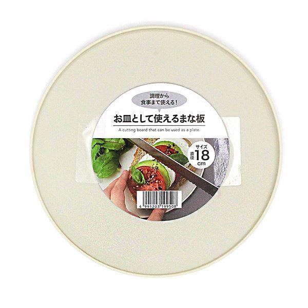 お皿として使えるまな板です。お皿・まな板ふたつの用途でご使用いただけます。調理から食事まで使えます。軽量でアウトドアにもオススメです。※直火・電子レンジ・オーブン・IH・食器洗浄機・乾燥機・熱湯 非対応●サイズ(約)・直径184×厚さ3mm...