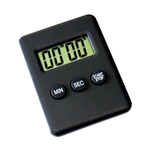 キッチンタイマーです。最大99分59秒まで設定可能です。カウントアップ機能とカウントダウンタイマーがついております。本体の裏面にマグネットがついており、お好きな場所に張り付けてお使いできます。使用には別売りのボタン電池(LR1130)1個が...