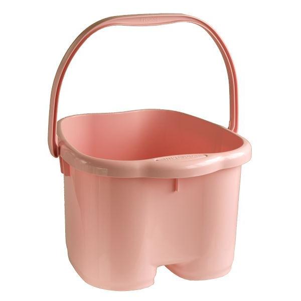 足湯用のバケツです。少し熱めのお湯を注ぎ入れ足を浸してください。お部屋で手軽に足湯が楽しめます。底の突起が足裏を刺激します。足元の冷え対策に効果的です。※熱湯は絶対に使用しないでください●外寸(約)・34×37×高さ24.5cm(持ち手含ま...