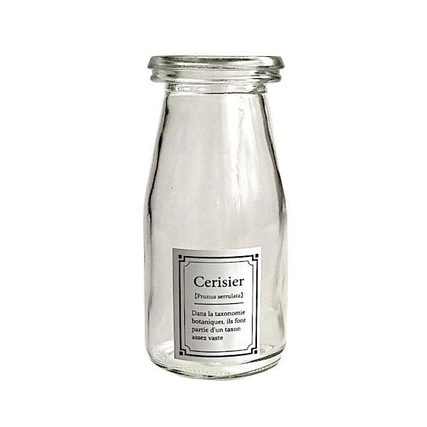 フラワーベースです。お花が引き立つ透明のガラス製の花瓶です。お花を挿したりインテリアとして飾っても楽しめます。※ガラス製の為気泡・歪み・傷やサイズが異なる場合がございます●サイズ(約)・直径55×高さ125mm●材質・ガラス●用途・フラワー...