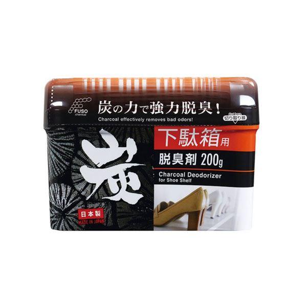 下駄箱用の脱臭剤です。炭の力で強力脱臭します。効果は通常1~2.5ヵ月です。(下駄箱のサイズや環境により異なります)※リニューアルによりパッケージや成分が異なる場合がございます●サイズ(約)・97×135×34mm●内容量(約)・200g●...