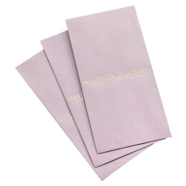 万型封筒、3枚入りです。金の箔押しがついた万型封筒です。御祝やお年玉等を渡すのに便利です。※色の指定はできません●1枚の当店計測サイズ(約)・180×90mm●材質・紙●用途・プチ袋 ポチ袋 お年玉 封筒 文具 金封●キーワード・ぷちぶくろ...