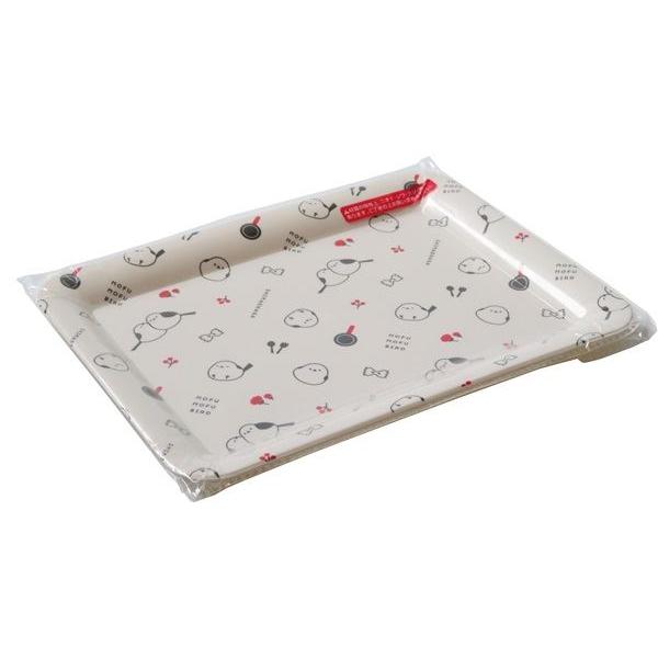 ポリプロピレン製のトレイです飲み物や食事の配膳に使えます。食器や調味料などを置くトレイとしても利用できます。※材質の特性上、ニオイ・シワ・スジ・黒点がございます※電子レンジ・オーブン・冷凍庫 非対応※色の指定はできません●サイズ(約)・29...