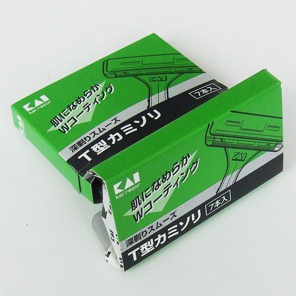 カミソリ、7本入りです。定番のT字型カミソリです。肌になめらかWコーティングです。深剃りもスムーズです。●1本の当店計測サイズ(約)・45×70mm●材質・刃部:ステンレス刃物鋼、ABS樹脂 ホルダー:冷間圧延鋼板●用途・剃刀 髭剃り フェ...