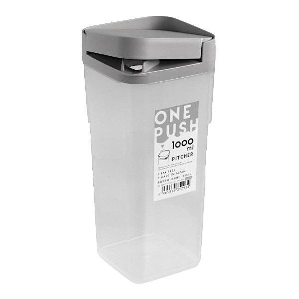 ピッチャーです。注ぎ口はワンプッシュで開閉する事ができます。ハンドルなしのスリムタイプで冷蔵庫のポケットに収納できます。冷蔵庫でお茶や水を保存するのに便利です。※熱湯を入れないでください※完全密封ではございません●サイズ(約)・90×90×...