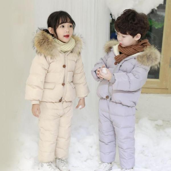 ■ 品名：ベビーダウンコート■ 素材：ポリエステル ■ 充填物：ダウン■ カラー：全5色■ サイズ：70-130■ セット内容：2点セット■ 季節：秋/冬検索ワード：ベビー ロンパース 子どもダウンコート カバーオール ジャンプスーツ フー...