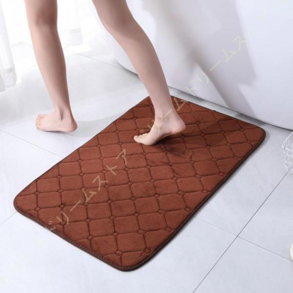 表面：ポリエステル 裏面：TPR滑り止めサイズ：40*60cm 50*80cm 60*90cm      カラー：グレー・ブルー・ダークグレー・ダークブルー・ブラウン・レッド・パープル・グリーン・ベージュ・黄色・紫色・緑色バスマット ドアマ...