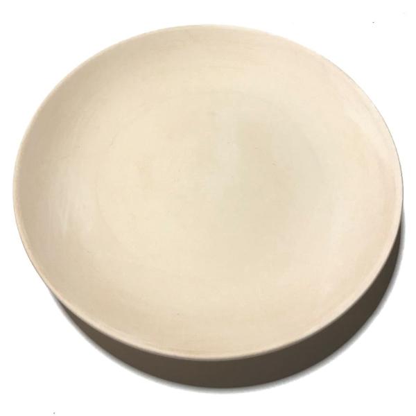 商品サイズ 直径 22.4cm　×　高さ 2.2cm焼成後サイズ【参考】 直径 cm　×　高さ cm （現在準備中です。）材質 磁器土描く処が広く、収納性が高いです。パスタ皿や記念プレートとしても使えます。※半製品になります。使用する場合は...