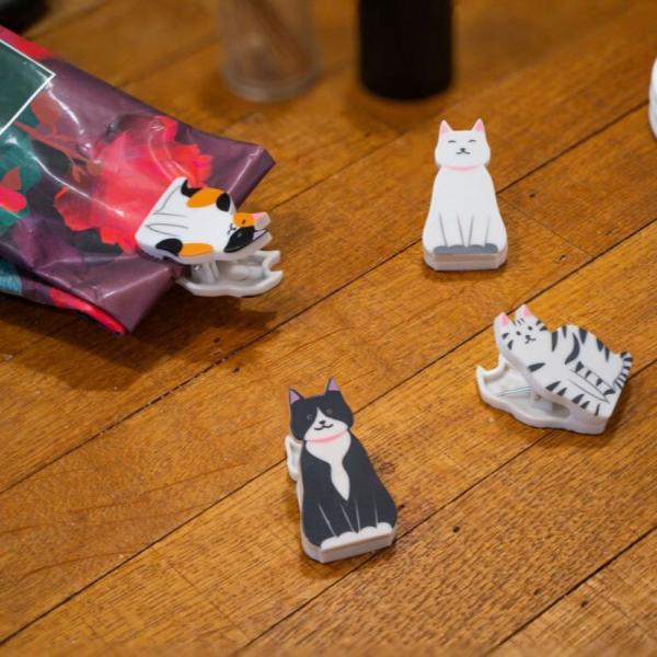 キティバッグクリップ 食材やお菓子の袋を留めるのを手伝ってくれる、４匹の猫のバッグクリップセット W30×D32×H55ミリ