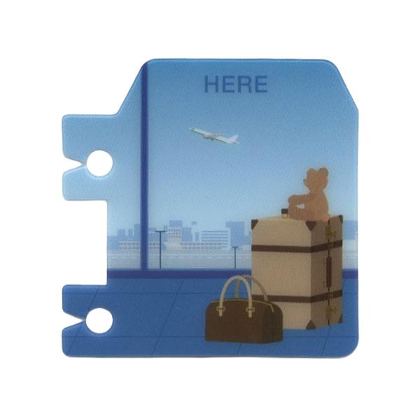 思わずカメラのシャッターを切りたくなるような、旅で出合うさまざまな体験を描いたロルバーン専用ブックマークです。お気に入りのぬいぐるみを添えて、非日常のワンシーンを自分らしく楽しむ。そんな旅の瞬間をイメージしたデザイン。着脱が簡単でマークした...