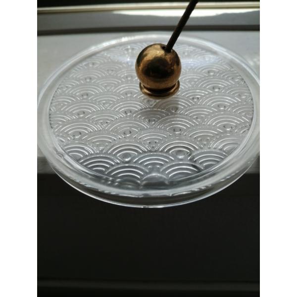 重量：   ラウンド：73グラム スクエア：109グラムサイズ：ラウンド：Φ76mm     スクエア：80*80mm  高さ 両方10mm香立てを贈呈いたします。香皿としてコースターとしても使えます。汚れにくいので片付けが便利です。気泡、...