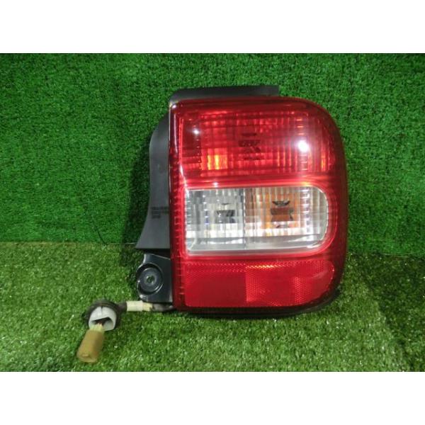 右テールランプ スズキ 純正 アルト 《 HA37S 》 右テールランプ - P21600-23014323
