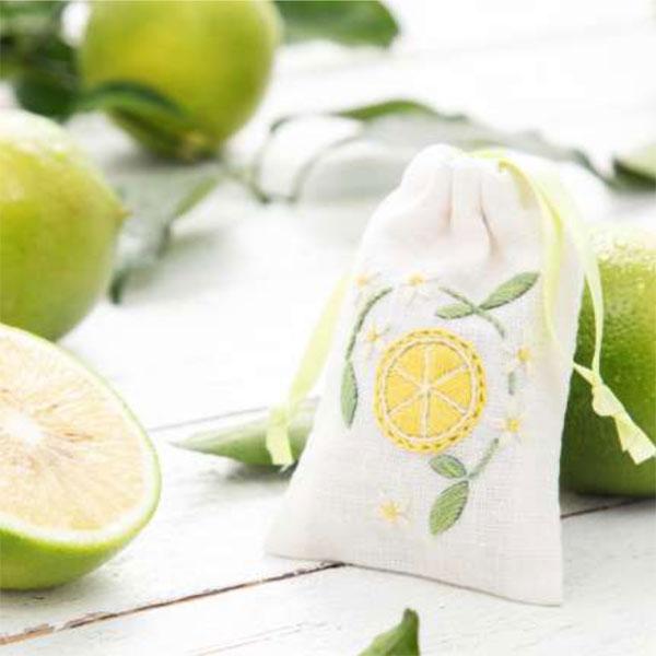 香りで楽しむ刺繍キット ベルガモット Ek 3 チューリップ Ky Tulip 刺しゅう キット アロマ サシェ 香り袋 Tulipek3 毛糸蔵かんざわ 通販 Yahoo ショッピング