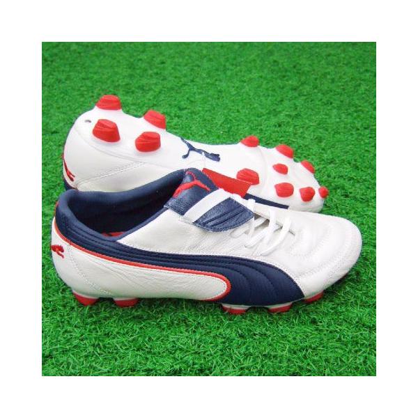 お値引き中！新品タグ付き　Puma プーマのサッカースパイク　ホワイト/ゴールド PUMA プーマ キング SL i FG(メタリックホワイト×チームイタリア