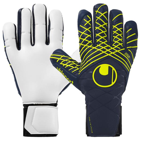 ウールシュポルト、大人/メンズ用GKグローブ。グラブ内部に肌当たりの良い素材を使用した、究極のグリップ力・衝撃吸収性が最高のパフォーマンスを発揮するアブソルートグリップのハーフネガティブモデル。◆取り扱い店舗限定アイテム◆リバウンドゾーン(...