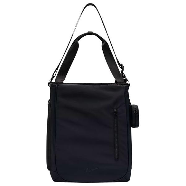 ナイキ、大人/メンズ用トートバッグ。現代の通勤に適したファッション性と機能性が特徴的なバッグ。内側のスリーブに最大15インチのラップトップを収納可能。取り外し可能なショルダーストラップと大きめのキャリーハンドルで、様々なシチュエーションに対...