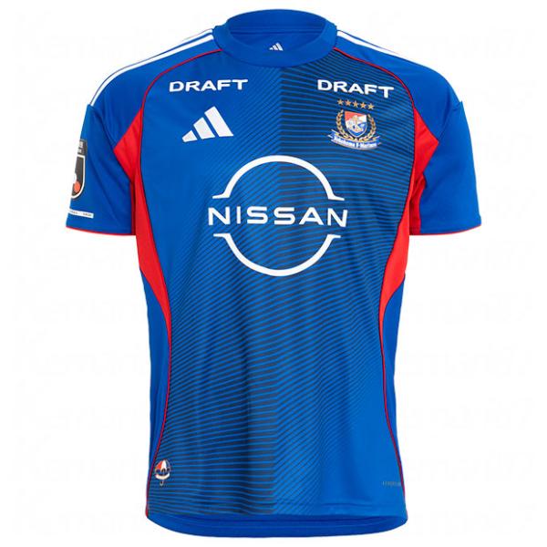 Jリーグ・横浜Fマリノス、2026年Jリーグ記念大会モデル、ホーム用オーセンティックユニフォーム。2026年明治安田百年構想リーグ着用ユニフォームのオーセンティックモデル。デザインコンセプトは「BELIEF IS ENGINE - 信念は原...