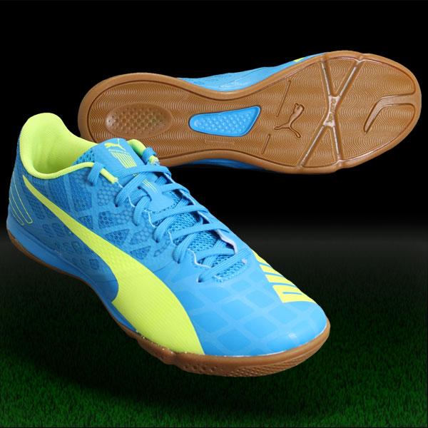 PUMA - プーマ フットサルシューズ エヴォスピード サラ 3.4（ブルー×イエロー） プーマ フットサルシューズ エヴォスピード サラ 3.4（ブルー