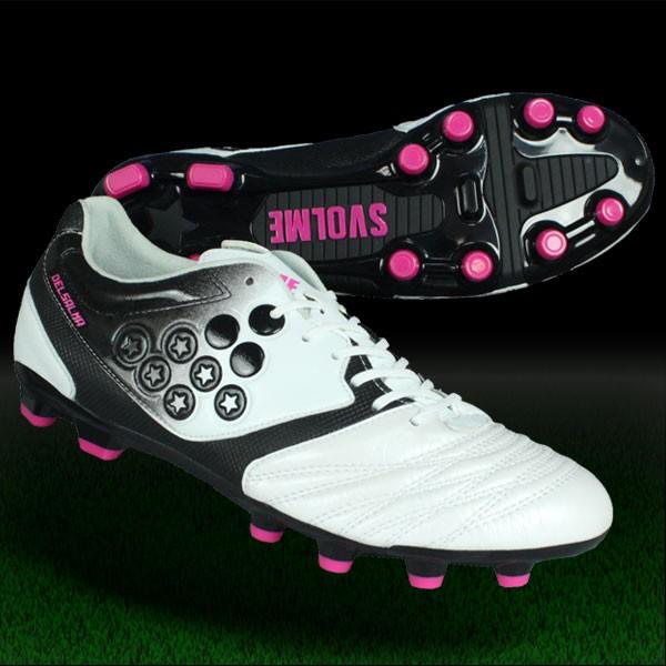 SVOLME（スボルメ） サッカースパイク DELSALMA 4 LE ホワイト SVOLME