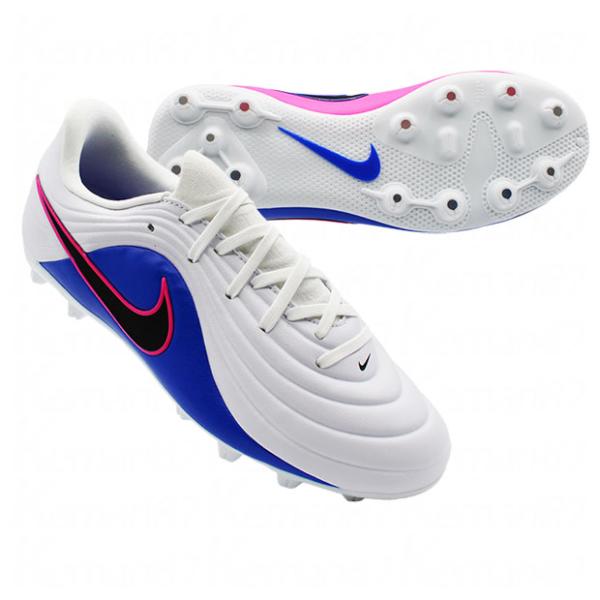 ナイキ、子供/ジュニア/キッズ用サッカースパイク。アタックパック(THE ATTACK PACK)。あらゆる面においてボールタッチを完全にコントロールできるよう設計された、モダンで未来的な流線型デザインが特徴的なティエンポマエストロ(MAE...