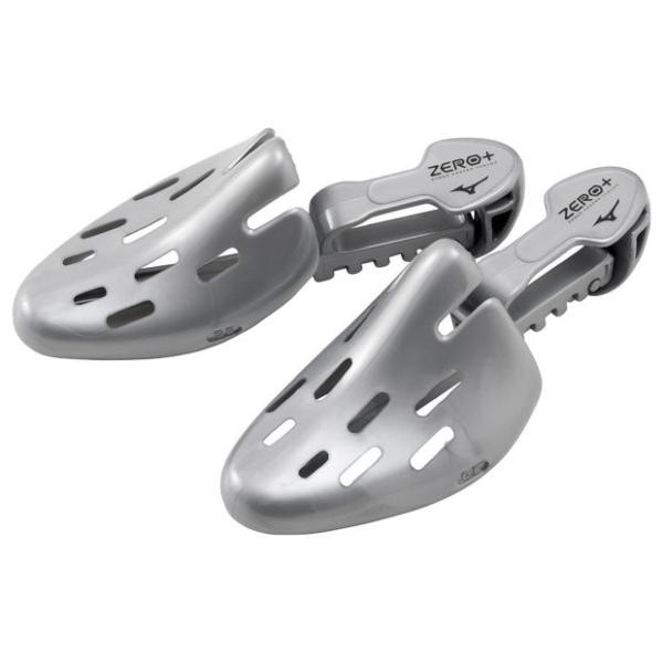 ミズノ、シューキーパー。シューズケアをより身近に、より快適にするZERO+(ゼロプラス)シリーズ。シューズの型崩れ防止・保型用アイテム。21.0-24.0cmのジュニアシューズに対応。モデル：2022年秋冬